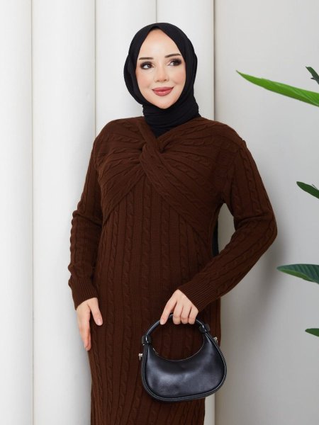 طقم ربيعي مع ربطه